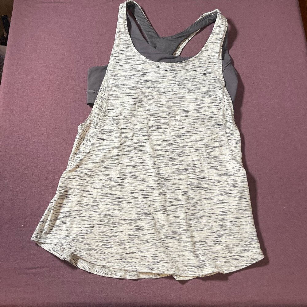 Lululemon On Track Tank Tiger Space Dye Black White / Dark Carbon - size 8